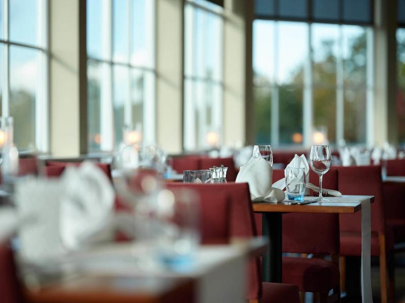 Carden Park Hotel, Golf Resort and Spa - Restoran