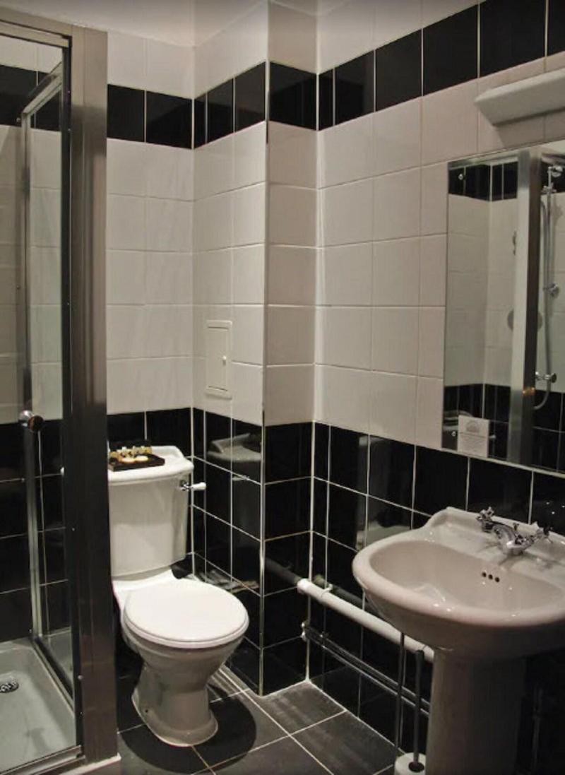 Albany Hotel - Oda