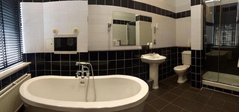 Albany Hotel - Oda