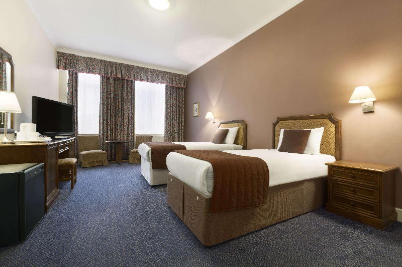 Ramada Crawley Gatwick - Oda