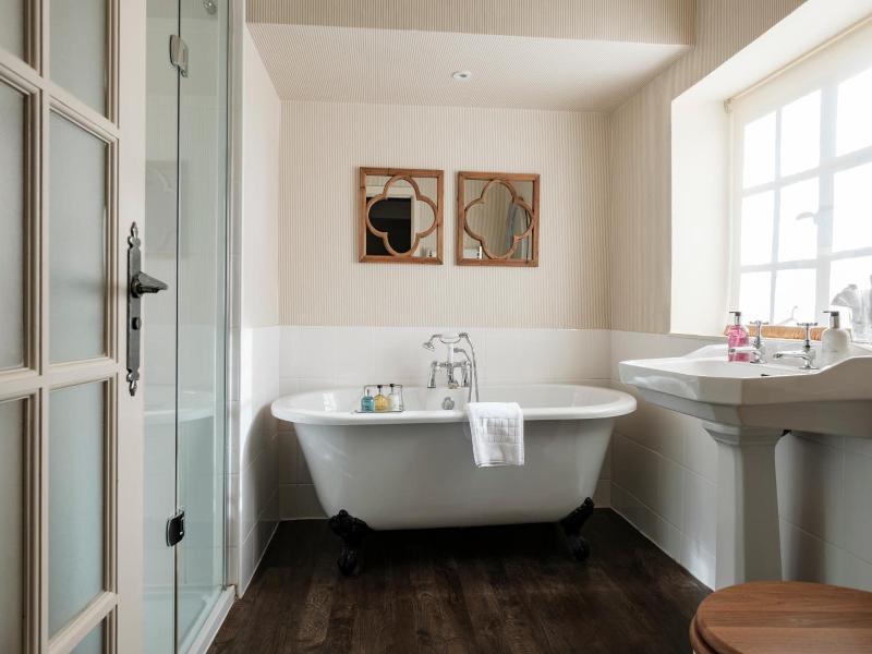 The Bay Tree Hotel - Genel