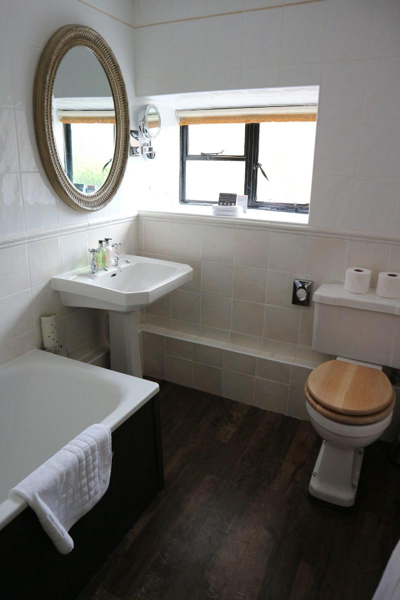 Broadway Hotel - Oda