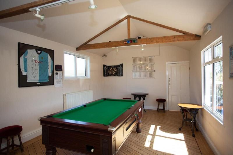 Links Country Park Hotel   Leisure - Bar