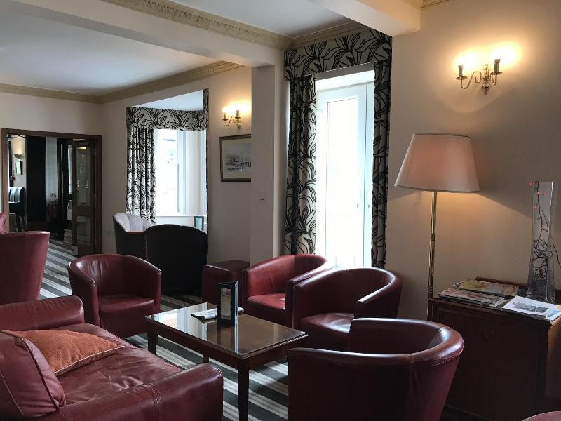 Links Country Park Hotel   Leisure - Bar
