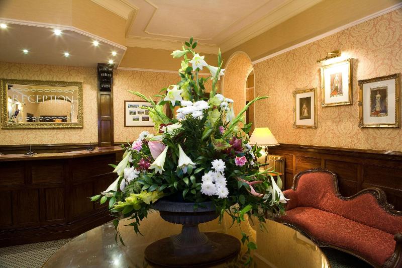 Armathwaite Hall Hotel - Lobi