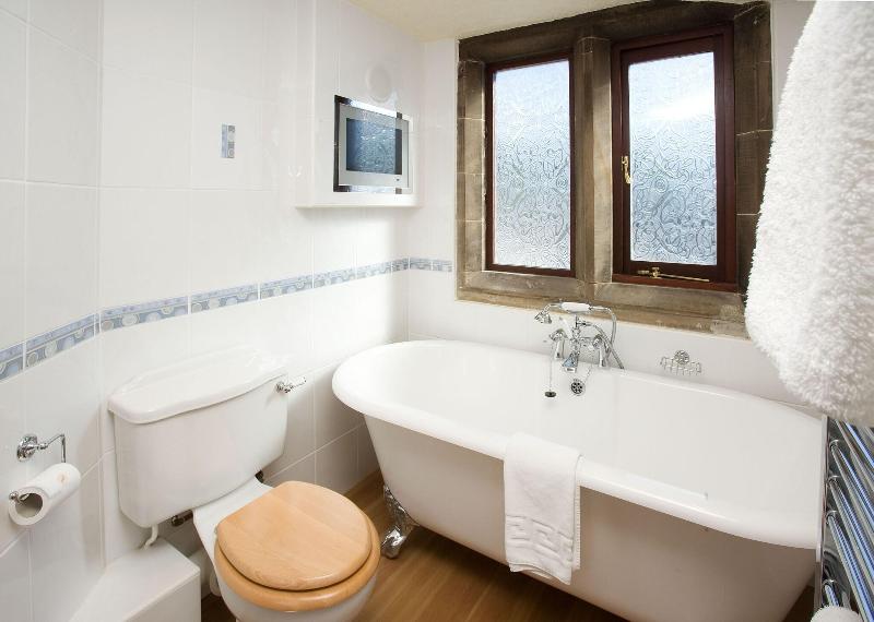 Armathwaite Hall Hotel - Oda