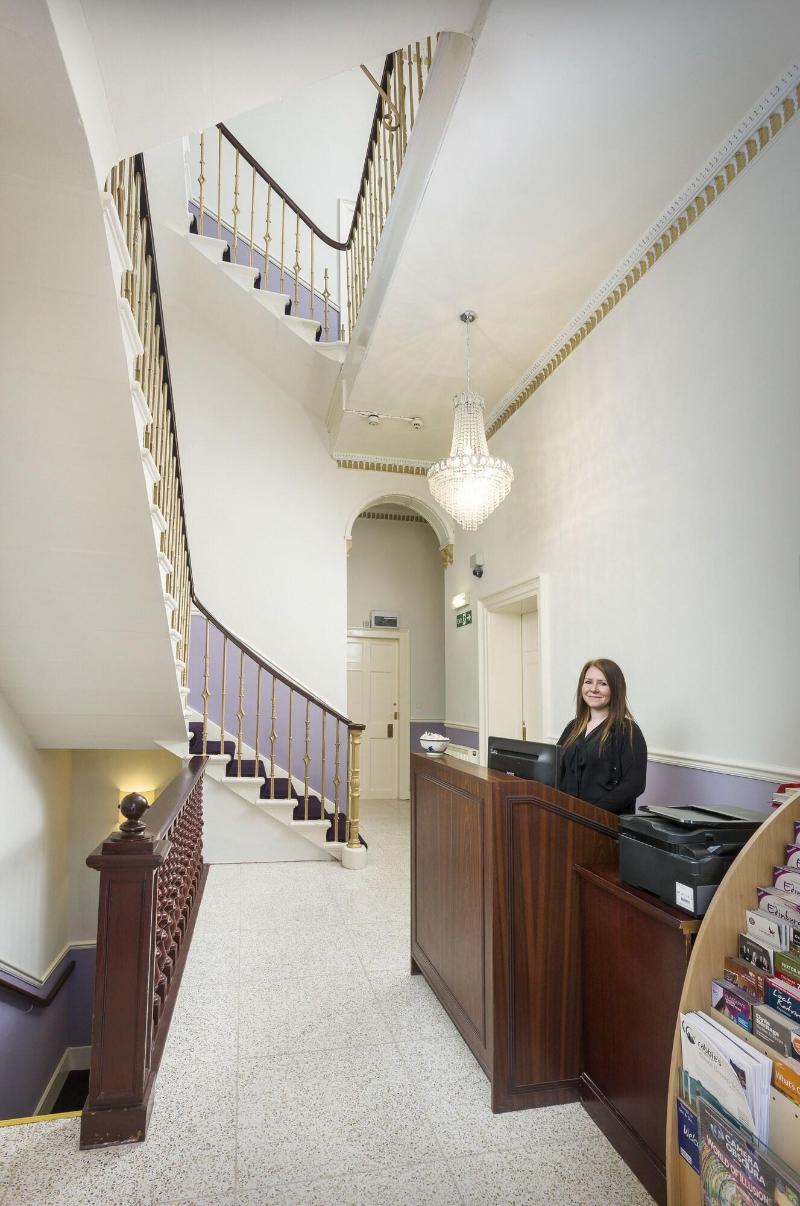 Ballantrae Hotel - Lobi