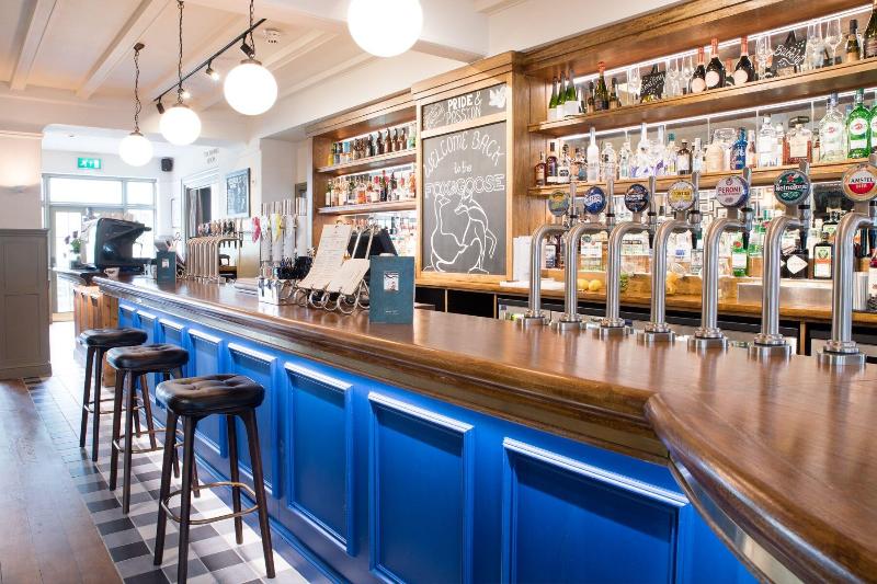 The Fox and Goose - Bar