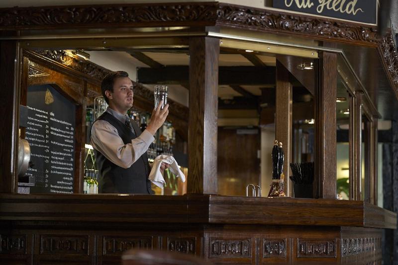 The Bull (Sarova Hotels) - Bar