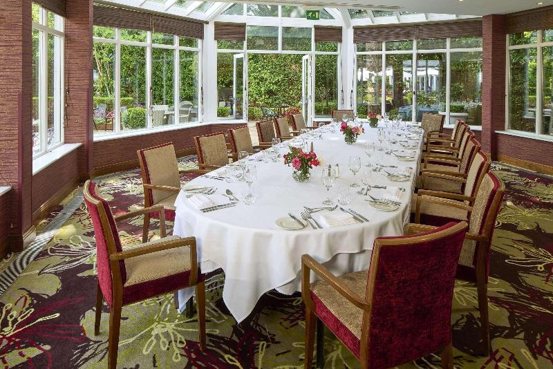 The Bull (Sarova Hotels) - Toplantı