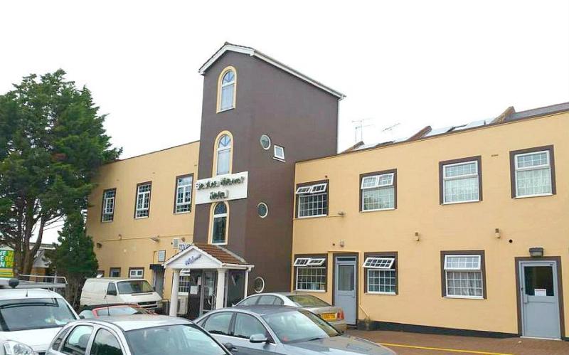 Boston Manor Hotel - Genel