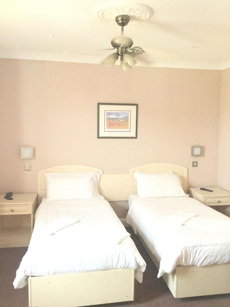 Boston Manor Hotel - Oda