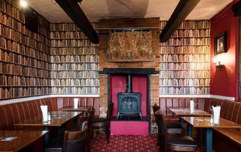 Hare & Hounds Hotel at Speen - Bar