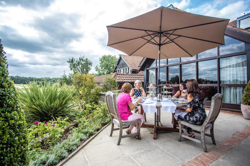 Barnham Broom Hotel - Teras
