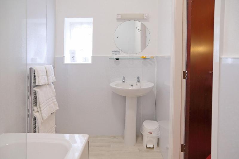 Saxonville Hotel - Oda