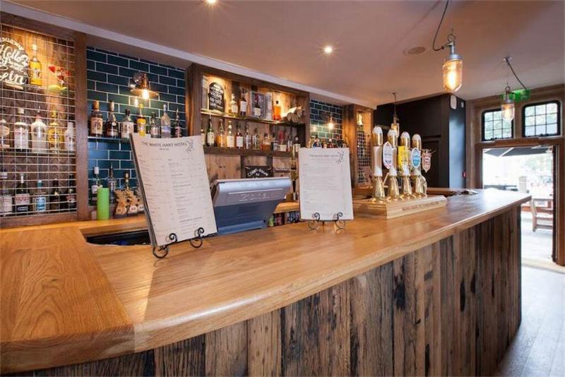 The White Hart Hotel - Bar