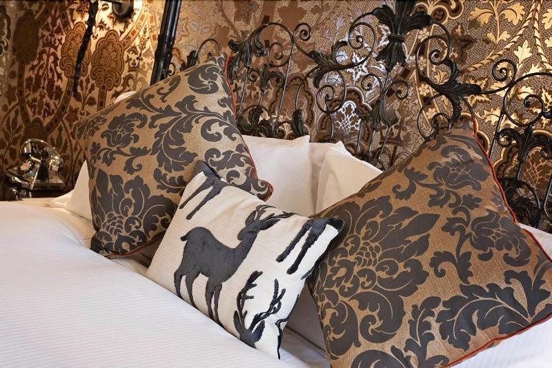 The White Hart Hotel - Oda