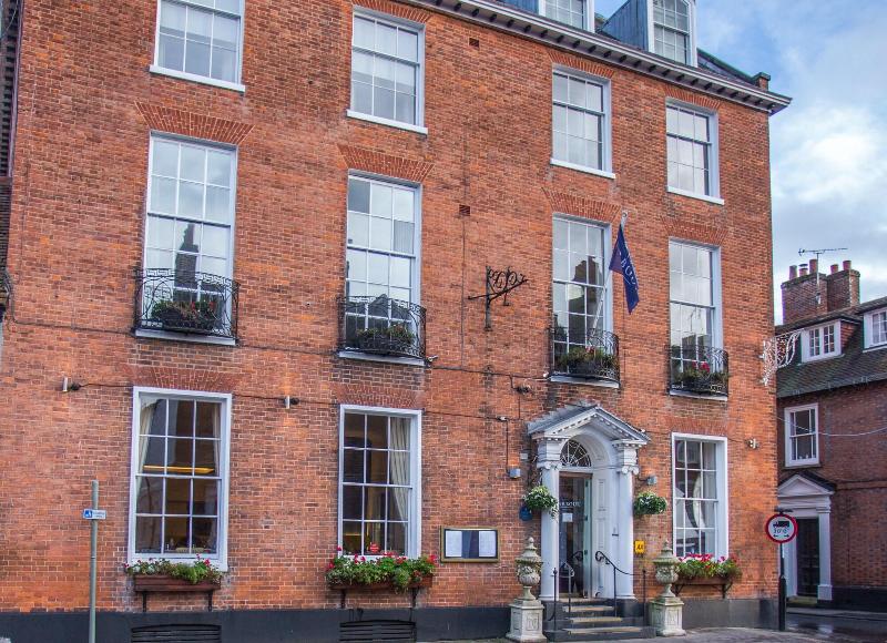 Chichester Harbour Hotel and Spa - Genel