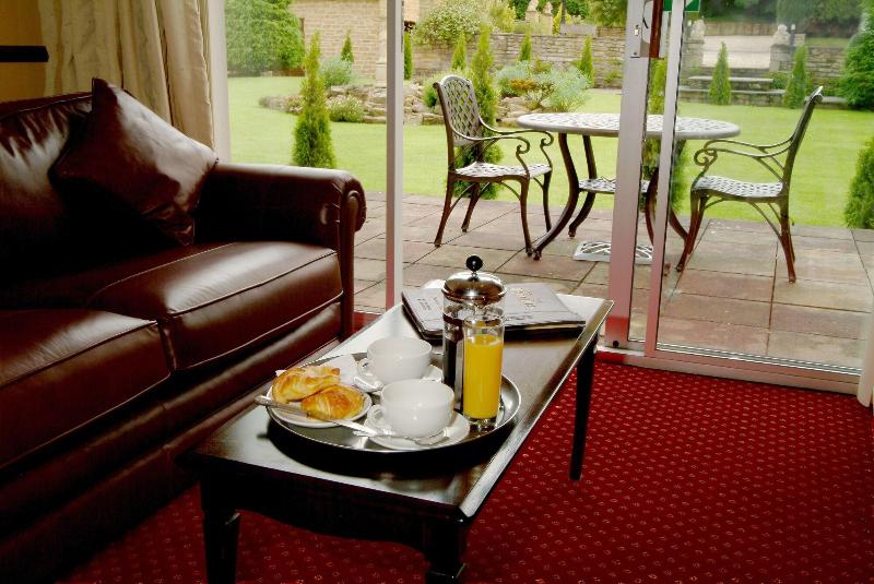 Hollies Hotel - Oda