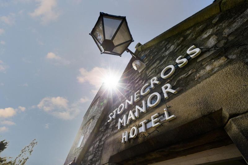 Stonecross Manor Hotel - Genel