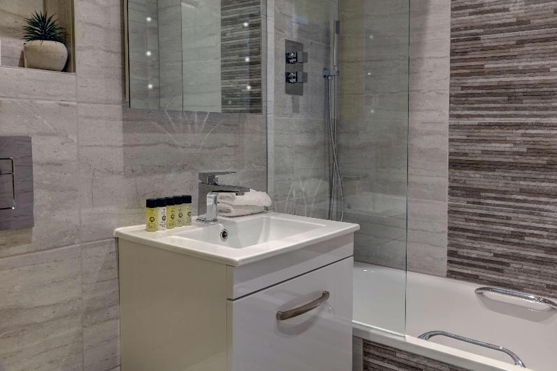 Stonecross Manor Hotel - Oda