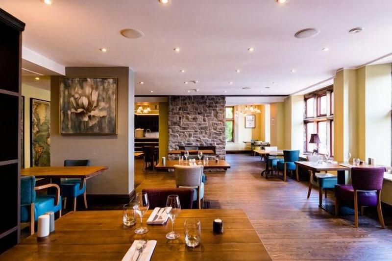 Stonecross Manor Hotel - Restoran
