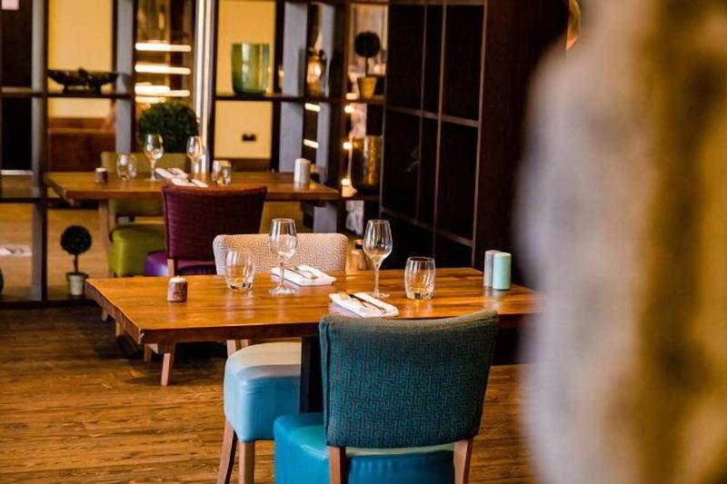 Stonecross Manor Hotel - Restoran