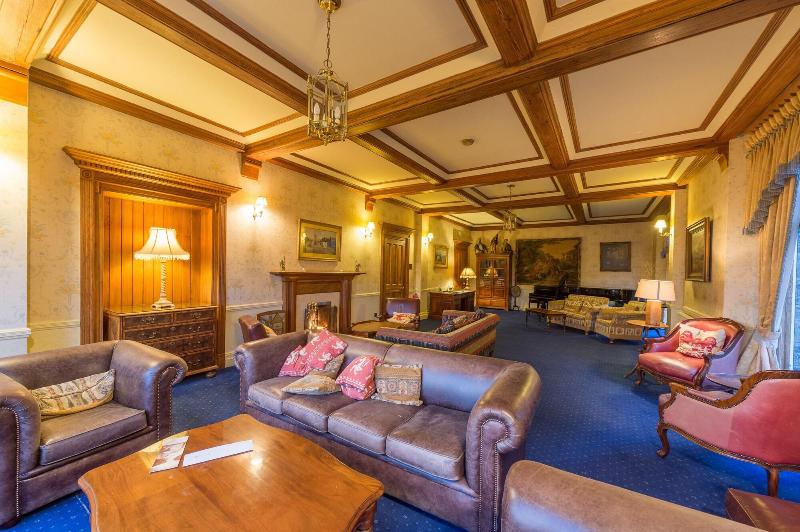 Lake Vyrnwy Hotel   Spa - Lobi