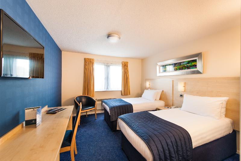 Leonardo Inn Aberdeen Airport - Oda