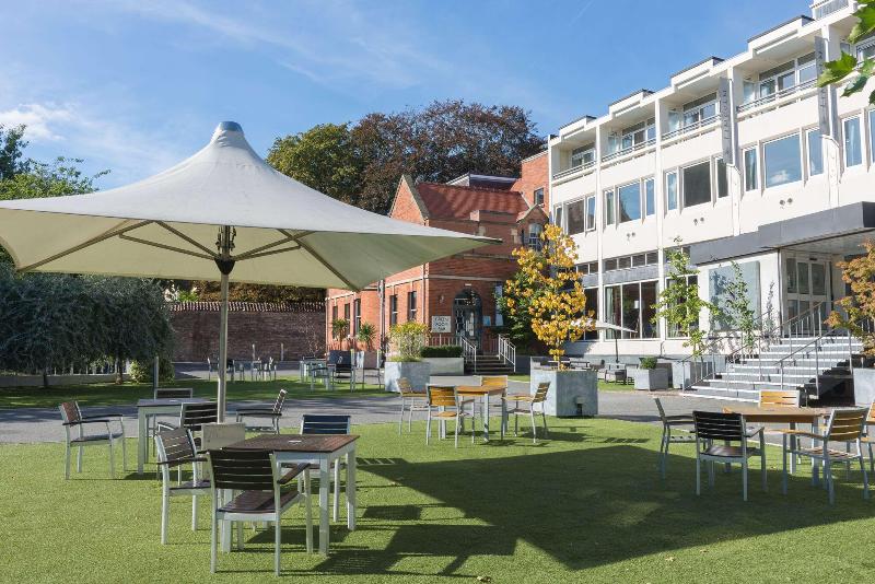 The Lincoln Hotel - Genel