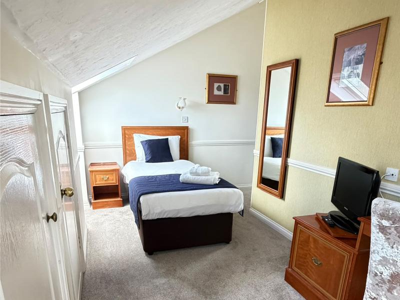 Alton House Hotel - Oda