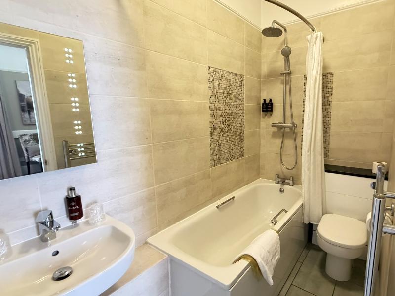 Alton House Hotel - Oda