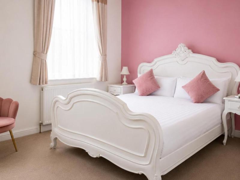 Heath Cottage Hotel - Oda