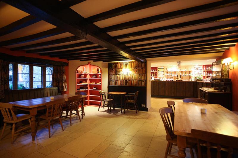 The Slaughters Country Inn - Bar