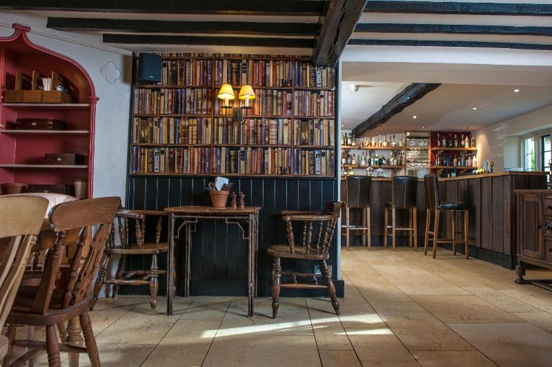 The Slaughters Country Inn - Bar