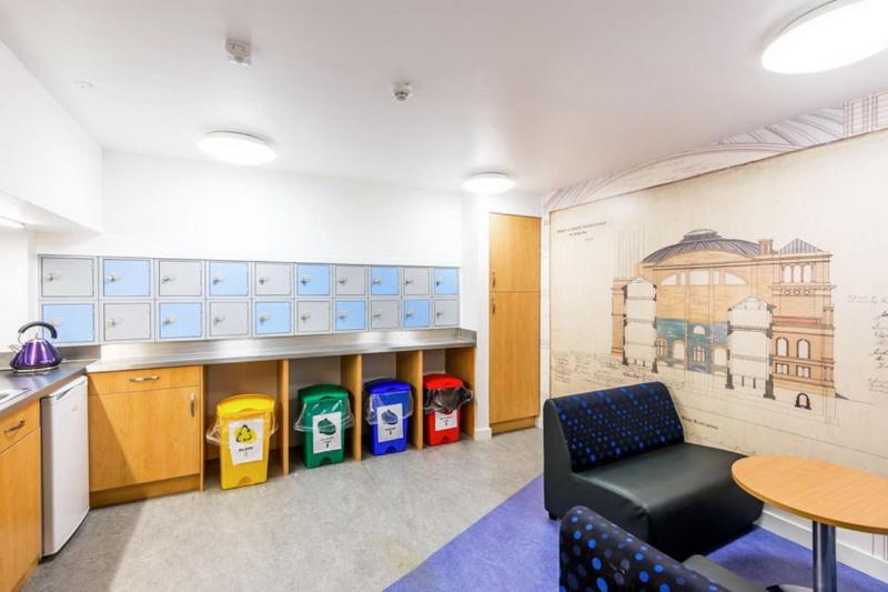 Summer stays at the university of Edinburgh - Genel
