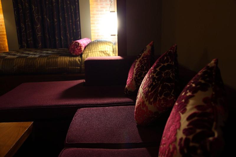 The Crown Hotel - Oda