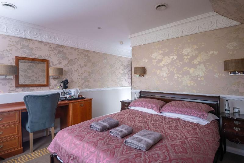 Manor House Hotel Guildford - Oda