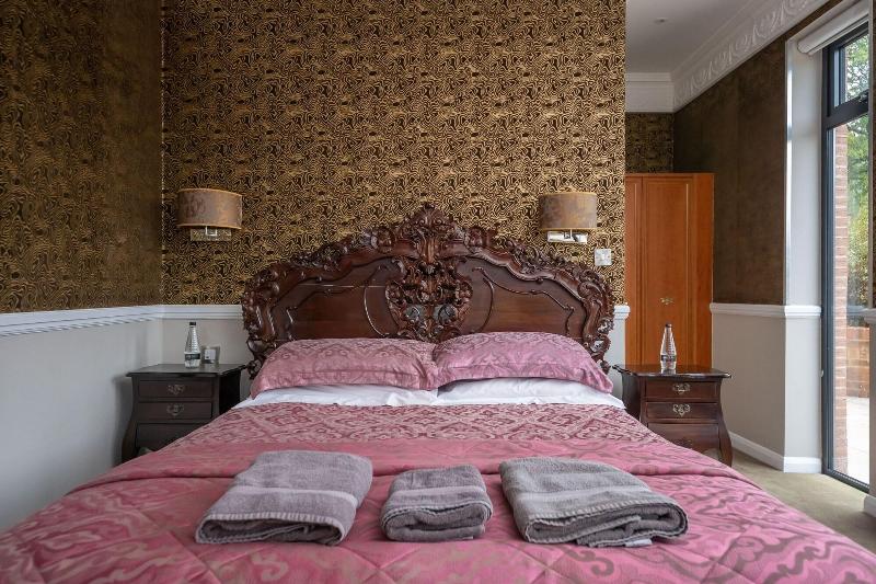 Manor House Hotel Guildford - Oda