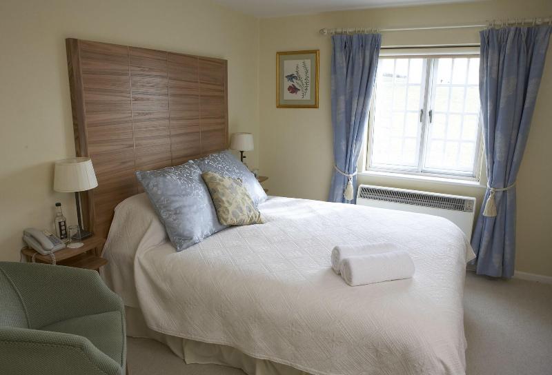 Yalbury Cottage   Restaurant - Oda