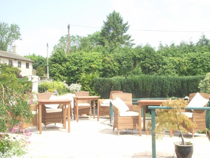 Yalbury Cottage   Restaurant - Oda