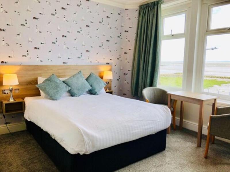 Clarendon Hotel - Oda