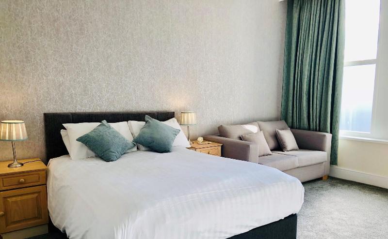 Clarendon Hotel - Oda