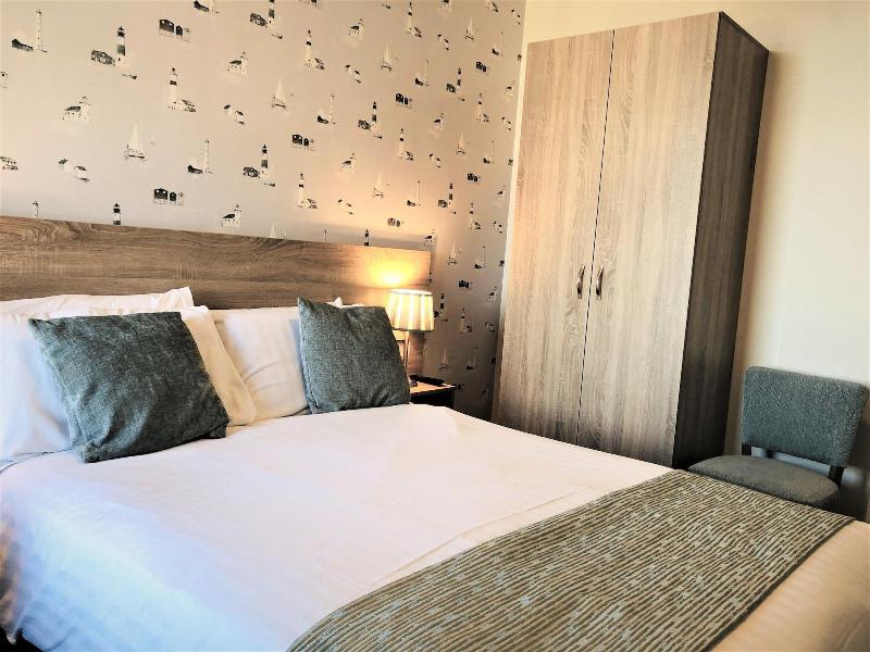 Clarendon Hotel - Oda