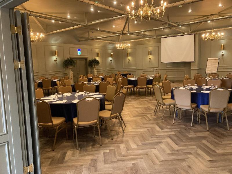 Briar Court Hotel - Toplantı