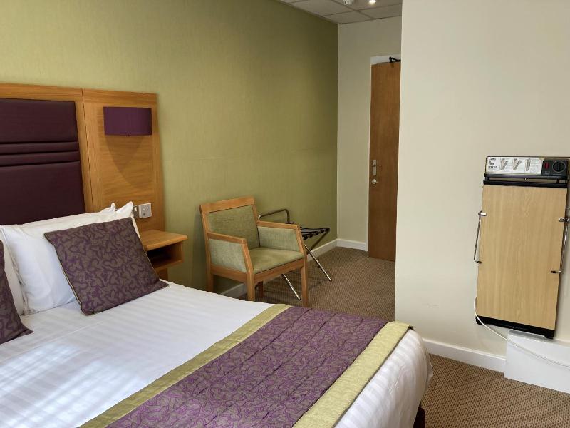 Briar Court Hotel - Genel