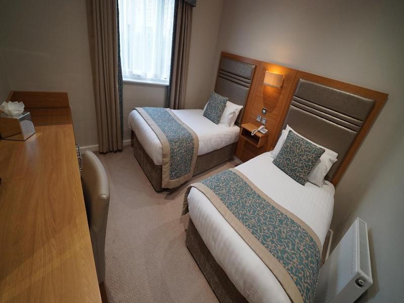Briar Court Hotel - Genel