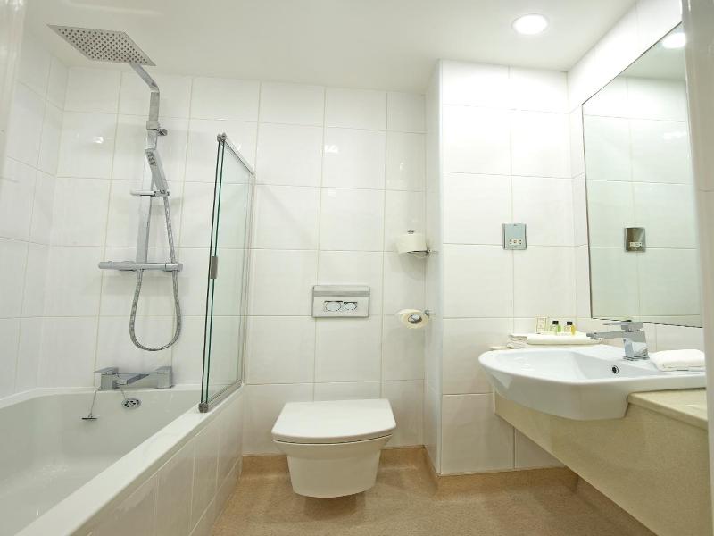 Briar Court Hotel - Genel