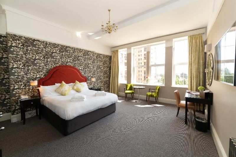 Queen s Hotel - Genel