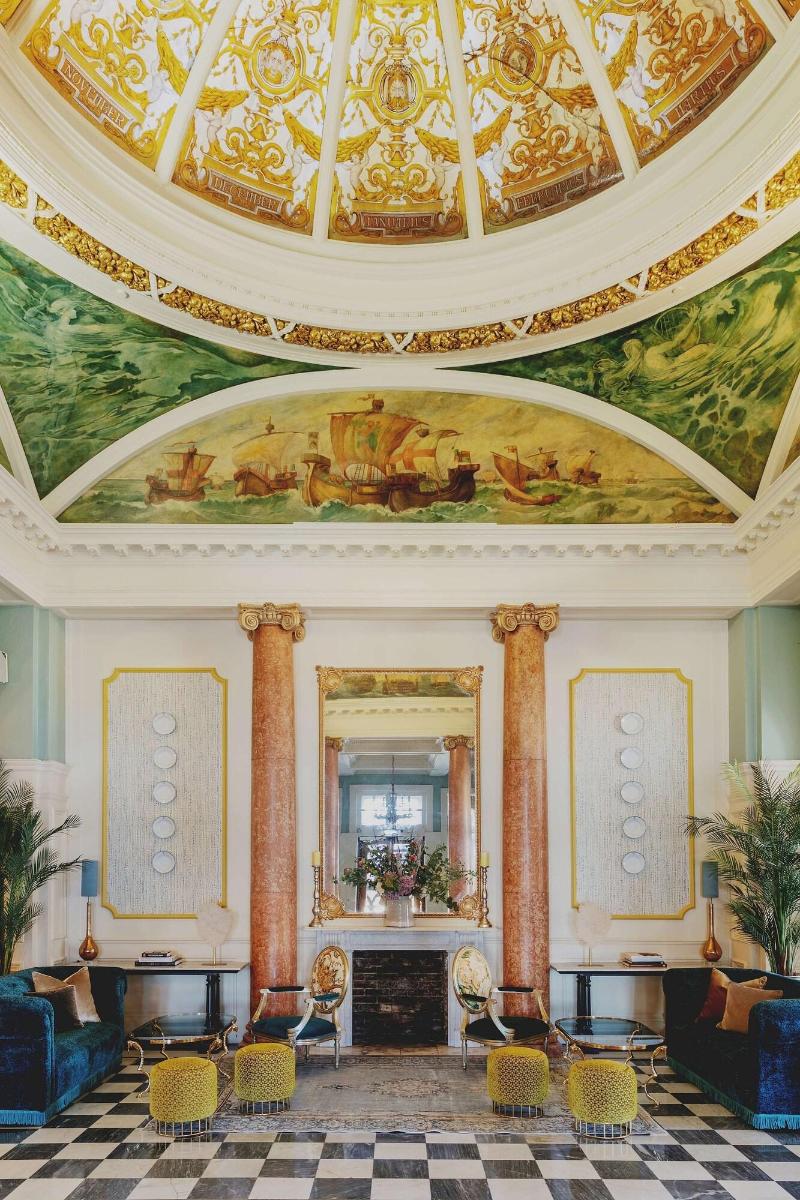 Queen s Hotel - Genel